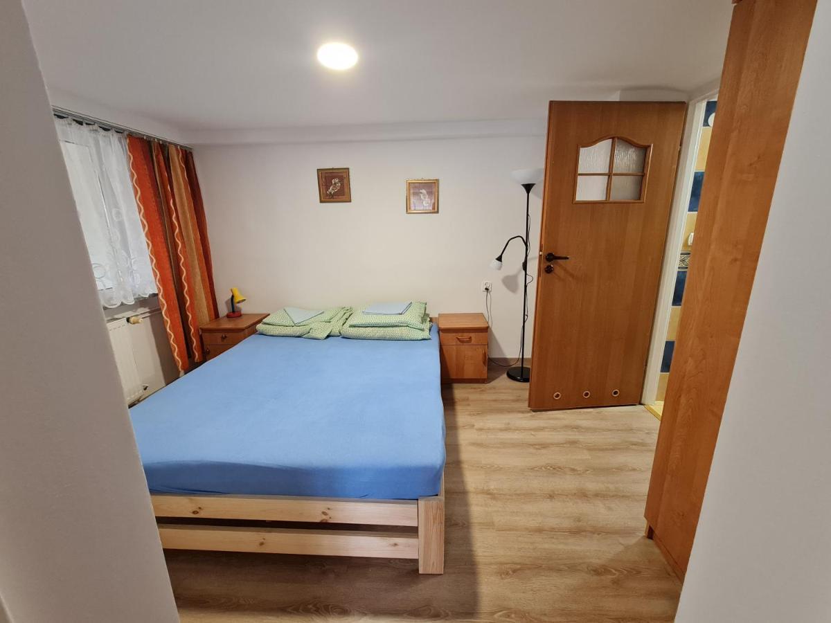 Tmt Pokoje Goscinne Z Aneksami Kuchennymi Kąty Rybackie Esterno foto